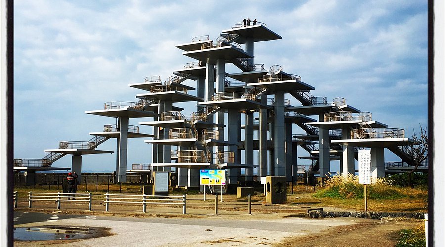 🏛️ 메이지 기념관 뾰족모자 노래비(메이지 키넨칸 통가리보시노 카히) 이미지 5